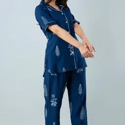 krati creations Women Night Suit Set Blue Printed-picture-17
