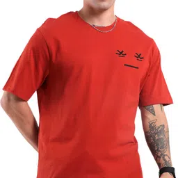 wrogn Men Printed Crew Neck Pure Cotton Red T-Shirt image 4