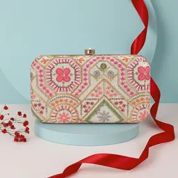 ia enterprises Casual Multicolor Clutch-picture-47