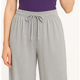 brand flex Women Multicolor Capri image 1