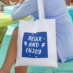 scrunstore Women White Tote image 4