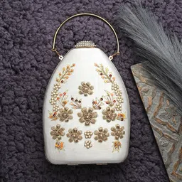 tooba handicraft Party White Clutch-picture-19