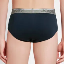 jockey Pack of 2 8037 Solid Men Brief image 3