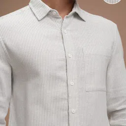 highlander Men Slim Fit Striped Cut Away Collar Casual Shirt image 5