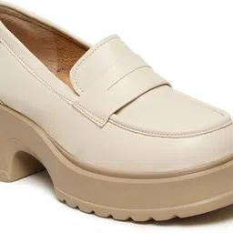 valiosaa Slip On For Women image 2