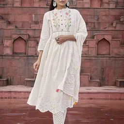 royal export Women Cotton Blend Kurta Pant Dupatta Set-picture-11