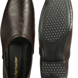 arber kenton Men's Embossed Ethnic Peshwai Shoe Casuals For Men image 3
