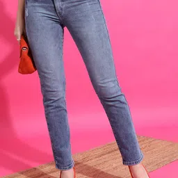 Tokyo Talkies Women Straight Fit Mildly Distressed Light Fade Jeans-picture-28
