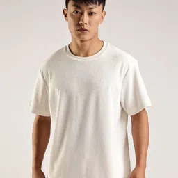 Calvin Klein Jeans Men Self Design Round Neck Cotton Relaxed Fit T-shirt image 3