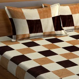 KLOTTHE Cream & Brown Geometric Printed 300TC Wool Double Bedsheet With 2 Pillow Covers image 4