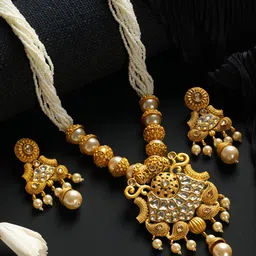 Priyaasi Women Gold-Plated Gold-Toned Kundan Studded & Beaded Jewellery Set-picture-10