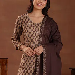 Libas Floral Printed V-Neck Straight Kurta With Trousers And Dupatta image 5