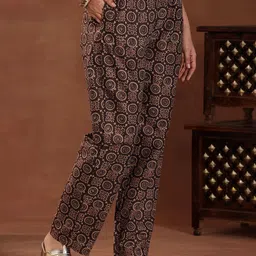 Libas Floral Printed V-Neck Straight Kurta With Trousers And Dupatta image 3