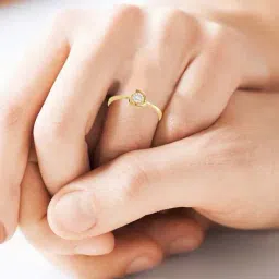 avsar Women Yellow Gold Gesmtone-Studded Chennai Ring image 5