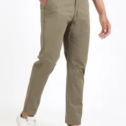 U.S. PITCHERS Men Solid Slim Fit Low-Rise Flat-Front Chinos Trousers image 3