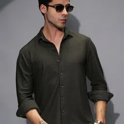 Campus Sutra Men Comfort Casual Shirt-picture-34