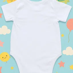 KNITROOT Infants Papa Ki Jaan Printed Cotton Envelope Neck Bodysuit image 4