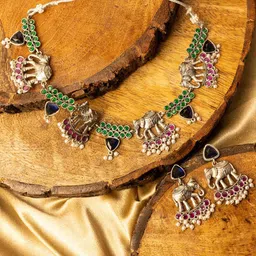 PANASH Silver-Plated Stone Studded & Beaded Jewellery Set image 3