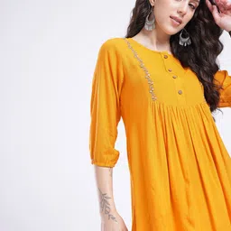 fusion by glitchez Floral Embroidered Pleated Detailed A-Line Kurti-picture-31