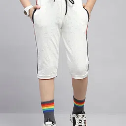 Monte Carlo Girls Printed Capris-image-40