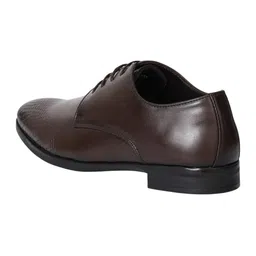 Bellissimo Men Textured Formal Derbys image 2