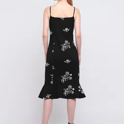 COVER STORY Floral Embroidered Monochrome Sheath Midi Dress image 5