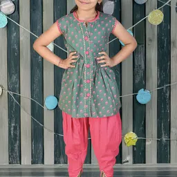 Kids On Board Girls Floral Printed Regular Pure Cotton Kurta with Dhoti Pants-picture-26