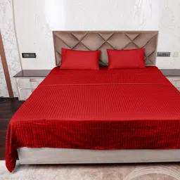 AJISH Red Striped 300 TC King Bedsheet with 2 Pillow Covers-picture-17