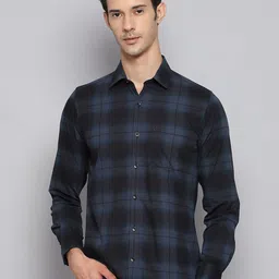 Cloak & Decker by Monte Carlo Men Spread Collar Tartan Checked Cotton Casual Shirt-picture-16