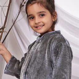 NEUDIS Girls Long Sleeves Velvet Jacket With Trouser Clothing Set image 4