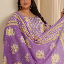 EXTRA LOVE BY LIBAS Women Plus Size Floral Printed Kurta with Trousers & Dupatta image 2