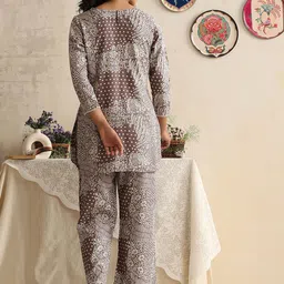 Khushal K Printed Cotton V-Neck Three Fourth Sleeve Top With Trouser Co-Ords image 4