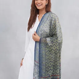 Fabindia Floral Printed Cotton Silk Dupatta With Mirror Work image 4