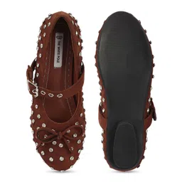 THE WHITE POLE Women Embellished Round Toe Bows Mules image 5