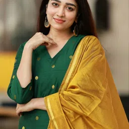 DIVASTRI Women Geometric Woven Design Straight Kurta with Trousers & Dupatta image 4