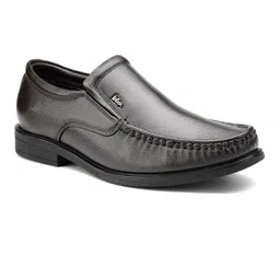 Lee Cooper Men Leather Comfortable and Lighweight Formal Shoes image 5