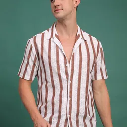 Voroxy Men Relaxed Regular Fit Cuban Collar Vertical Striped Casual Shirt-picture-17