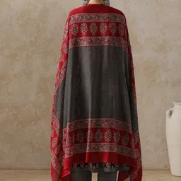 Moara Women Ethnic Motifs Embroidered Pure Cotton Kurta with Trousers & With Dupatta image 4