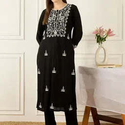 Indo Era Women Ethnic Motifs Embroidered Regular Thread Work Kurta with Trousers-image-56