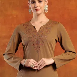 Nayam By Lakshita Women Embroidered Regular Thread Work Kurta with Trousers image 5