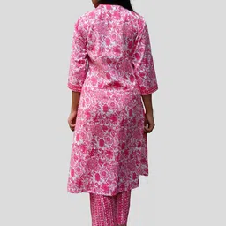 Artisan Glory Women Floral Printed Regular Pure Cotton Kurta Set With Dupatta image 4