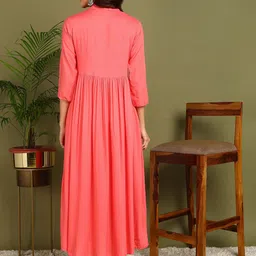 Kapad Dwar Women Ethnic Motifs Embroidered Flared Sleeves Thread Work Kurta image 4