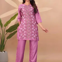 DESI RIWAAZ Women Floral Embroidered Regular Thread Work Kurta with Trousers-picture-40