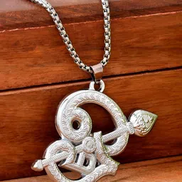 PASU FASHION Unisex Stainless Steel Silver-Plated Contemporary Shaped Pendant With Chain image 3