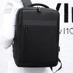 StyleCast Men Medium Backpack with USB Charging Port image 3