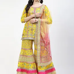 TS LIFESTYLE Women Ethnic Motifs Embroidered Kurta with Sharara & Dupatta-picture-28