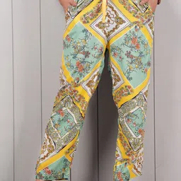 Style Shoes Pack Of 2 Printed Cotton Lounge Pants image 5