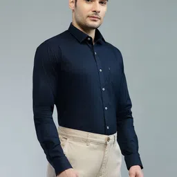 KOMPANION Men Slim Fit Semiformal Shirt image 3