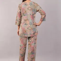 Love Maker Women Solid Co-ord Set image 3