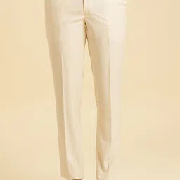 Manyavar Men Printed Single-Breasted Two-Piece Jodhpuri Suit image 3